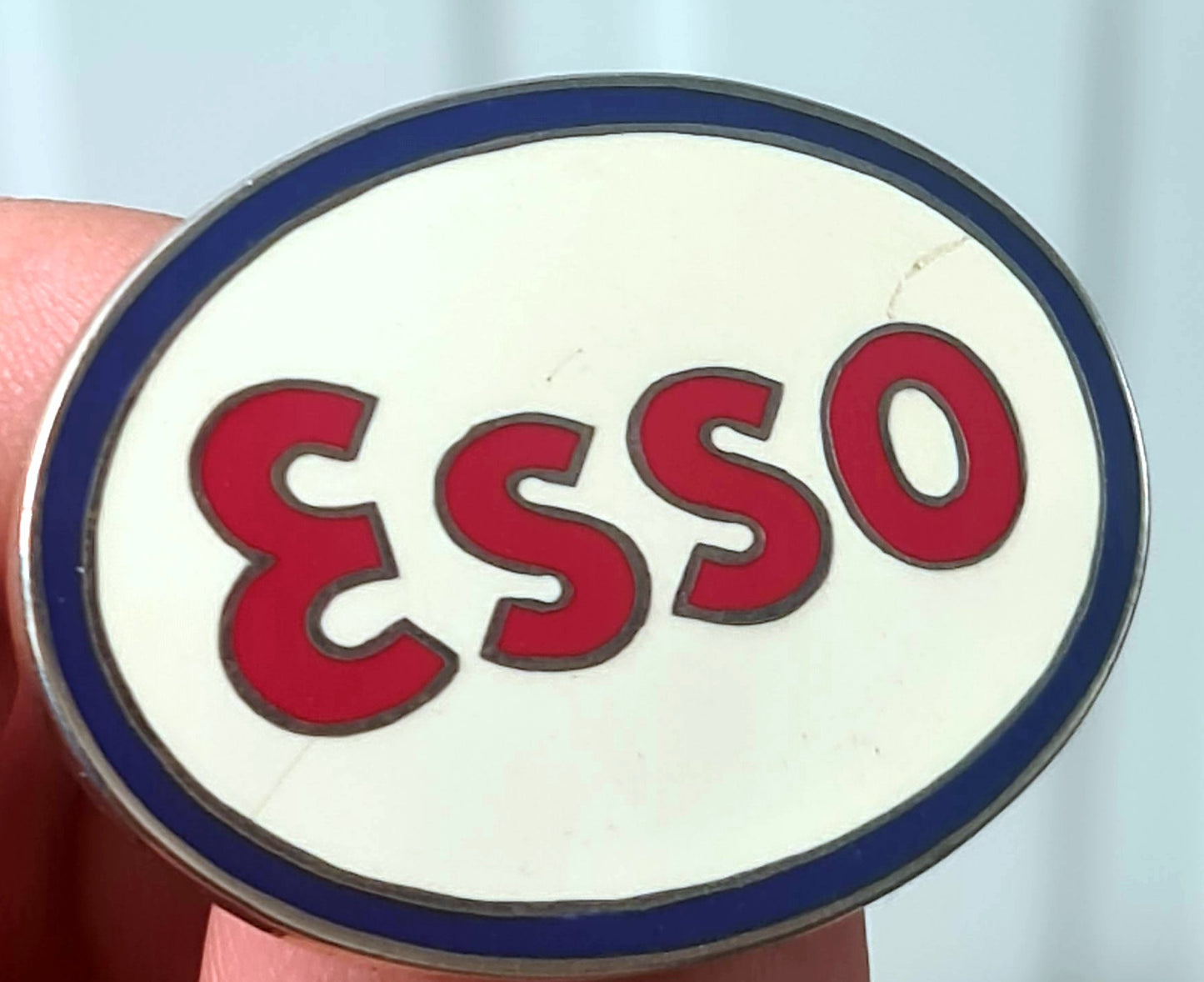 Badge ESSO casquette de pompiste