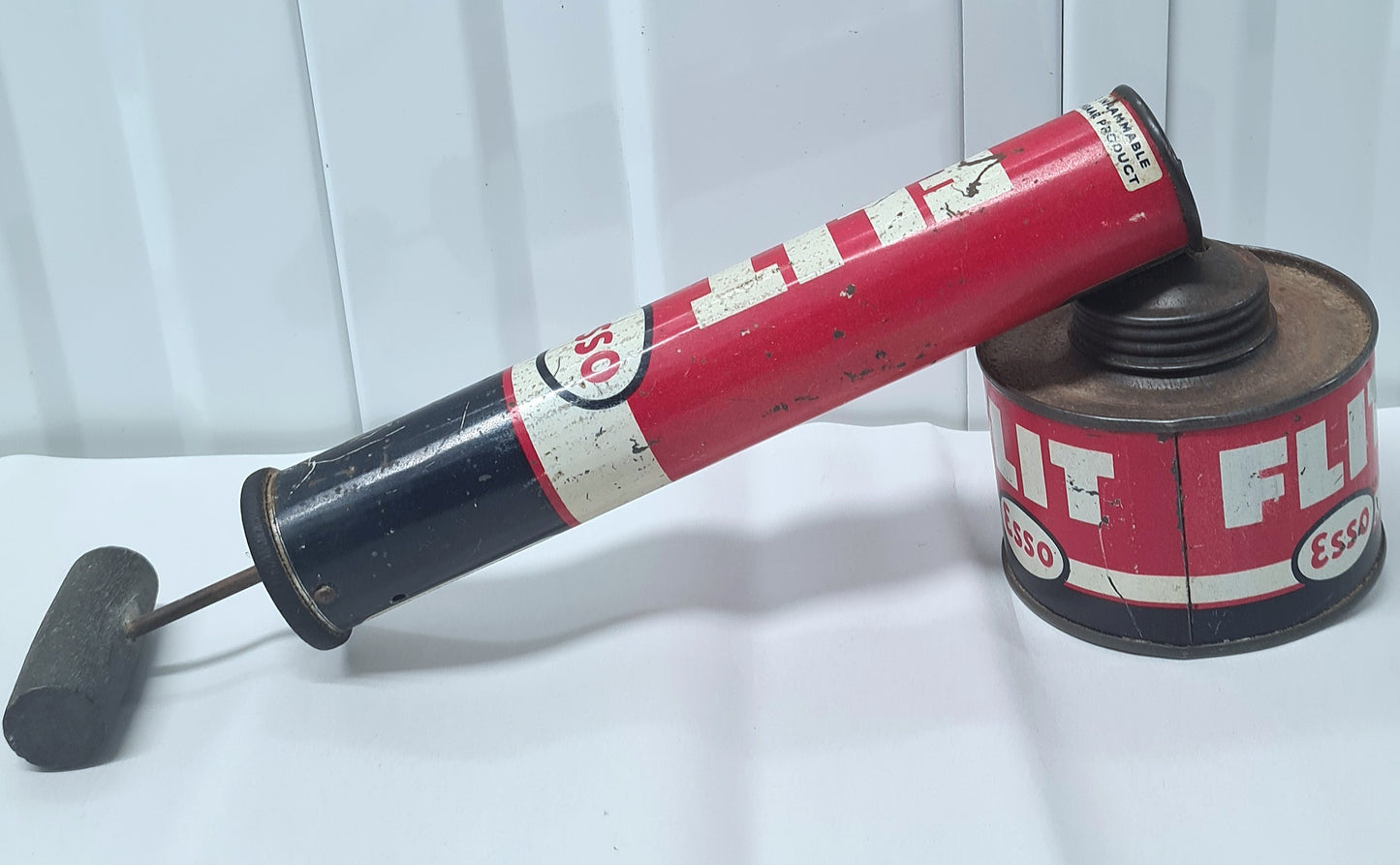 Fly-tox ESSO flit