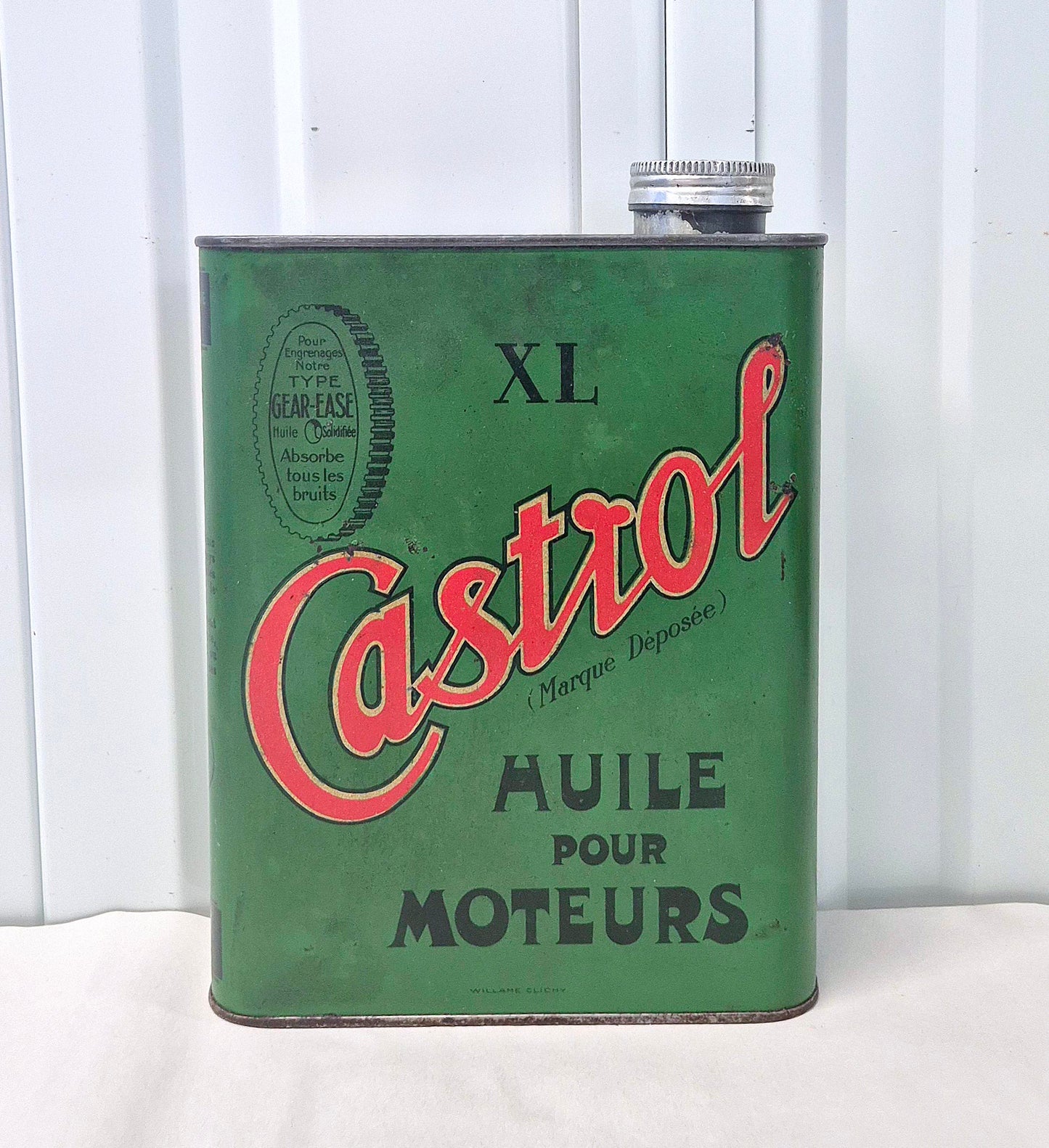 Bidon d'huile CASTROL