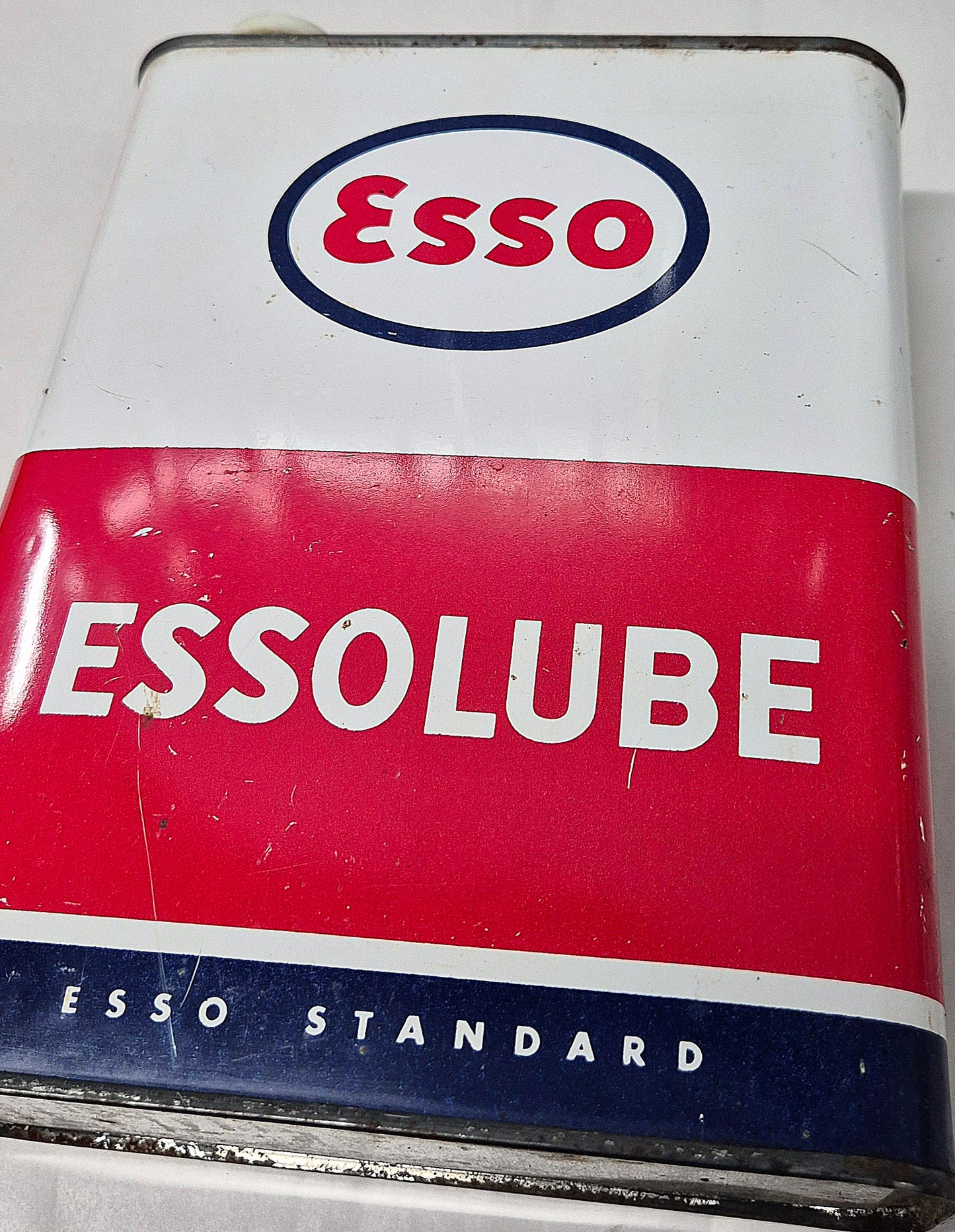 Bidon d'huile ESSOLUBE