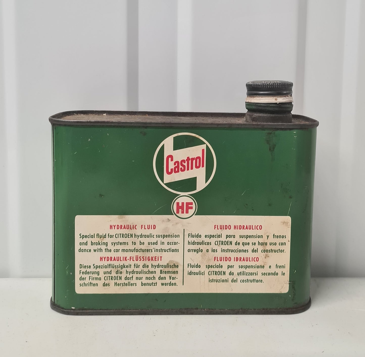 Bidon d'huile CASTROL
