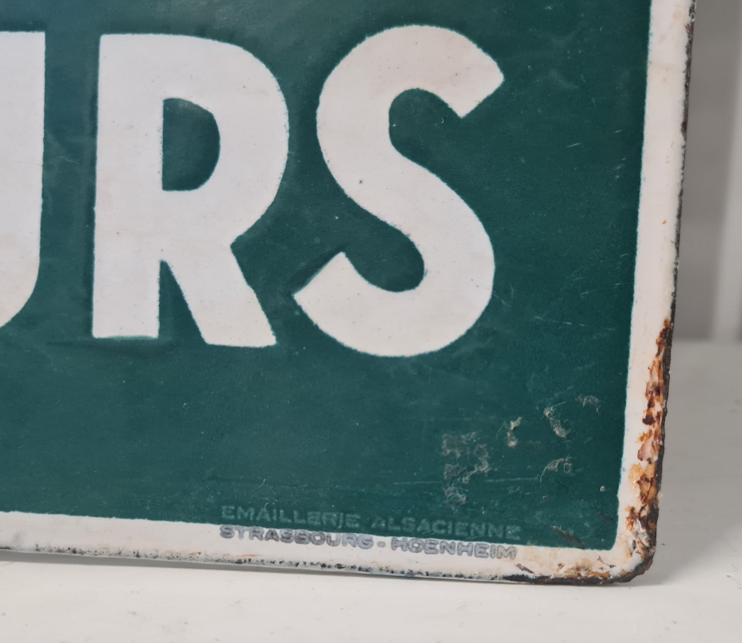 Plaque émaillée ARROW