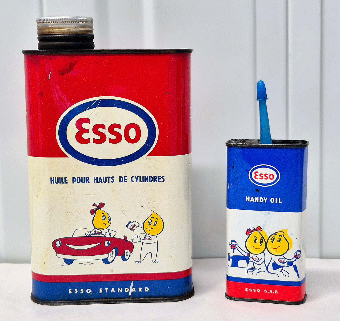 Lot bidon d'huile & burette ESSO