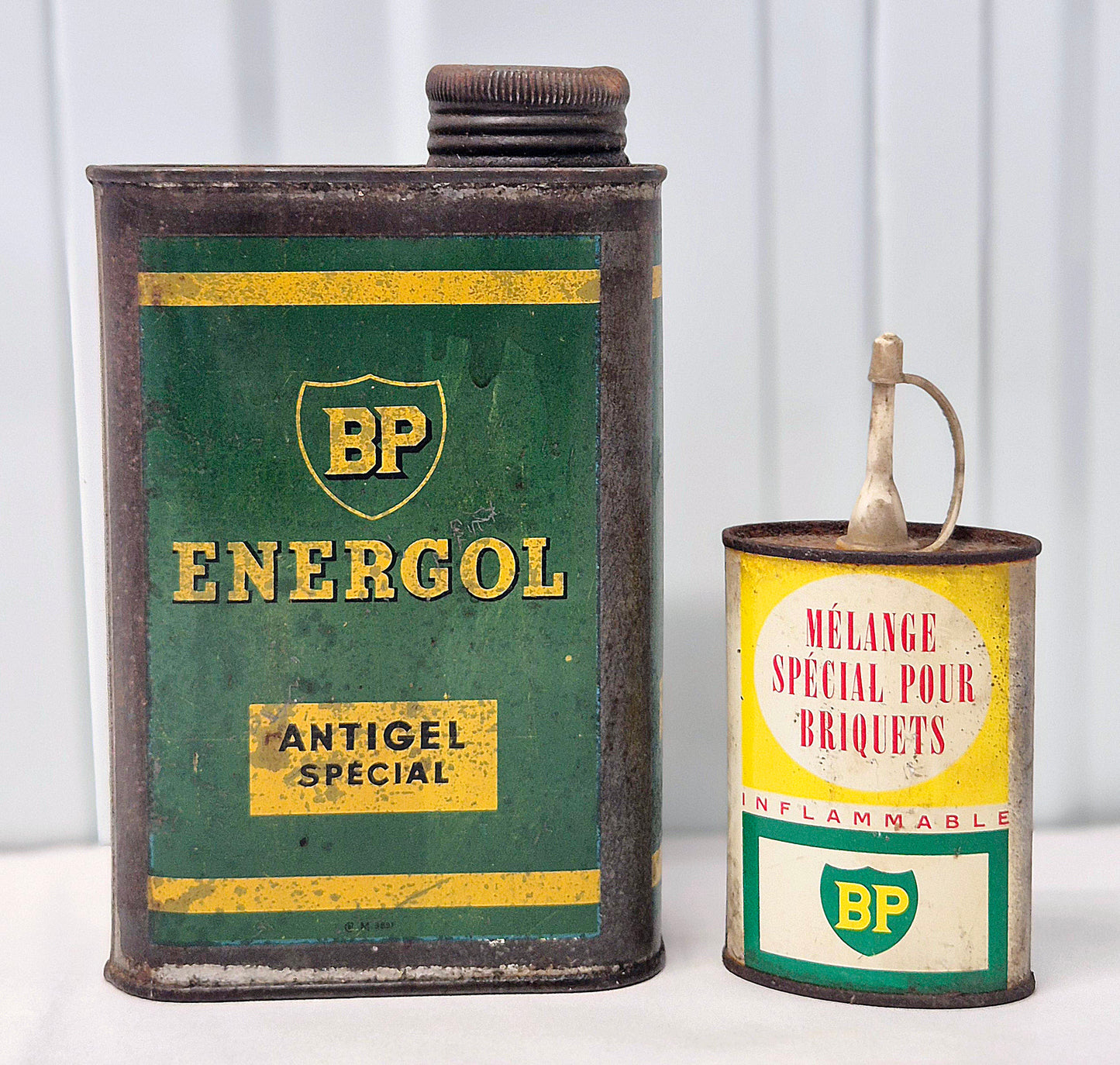 Lot bidon antigel & burette BP Energol