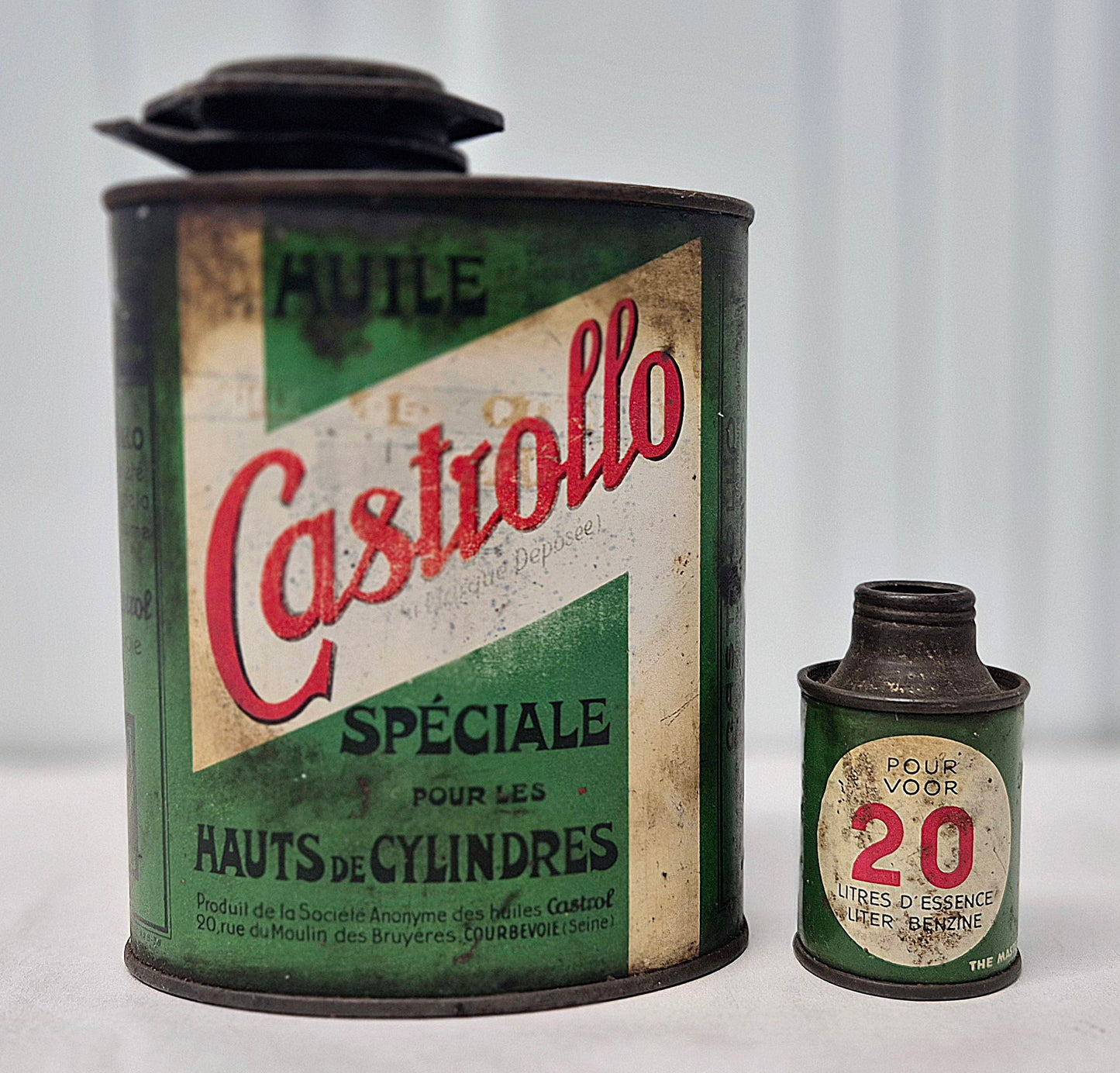 Lot bidon d'huile & dosette CASTROLLO