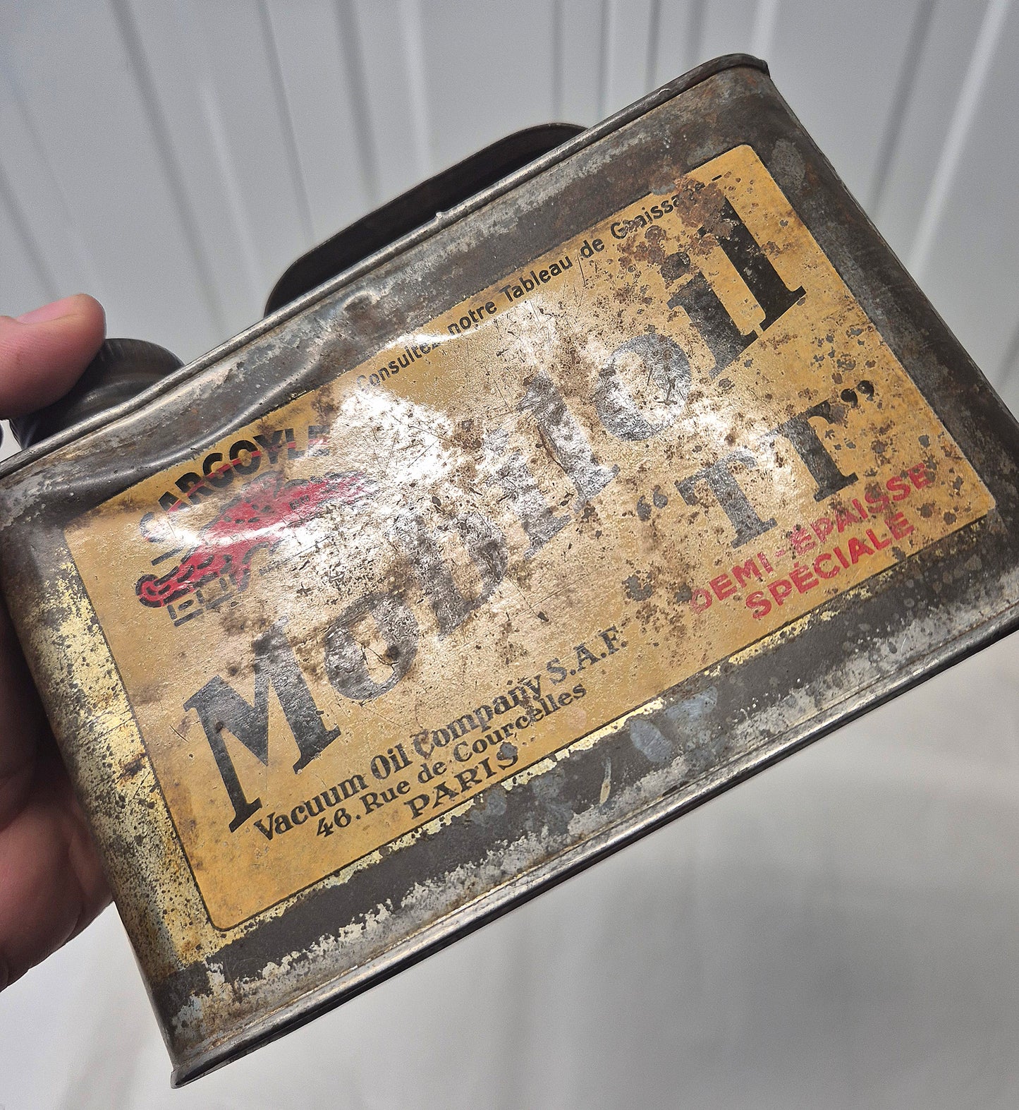 Bidon d'huile MOBILOIL TT