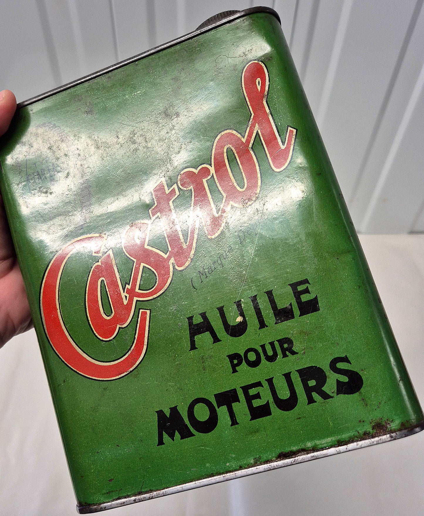 Bidon d'huile CASTROL