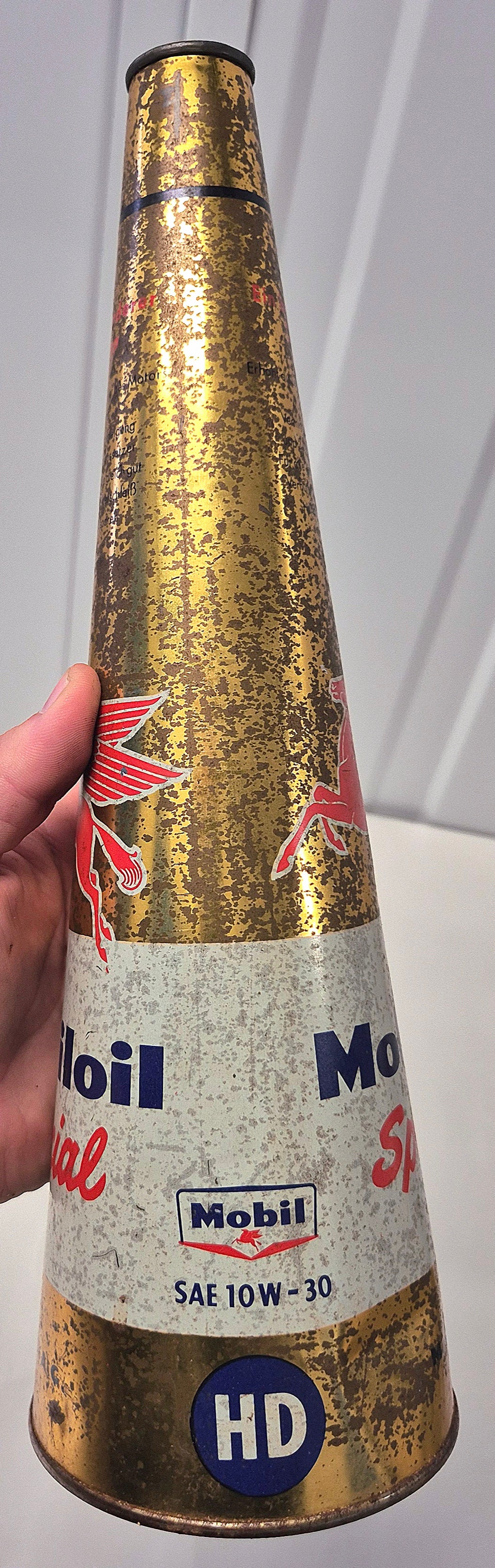 Bidon d'huile conique MOBILOIL