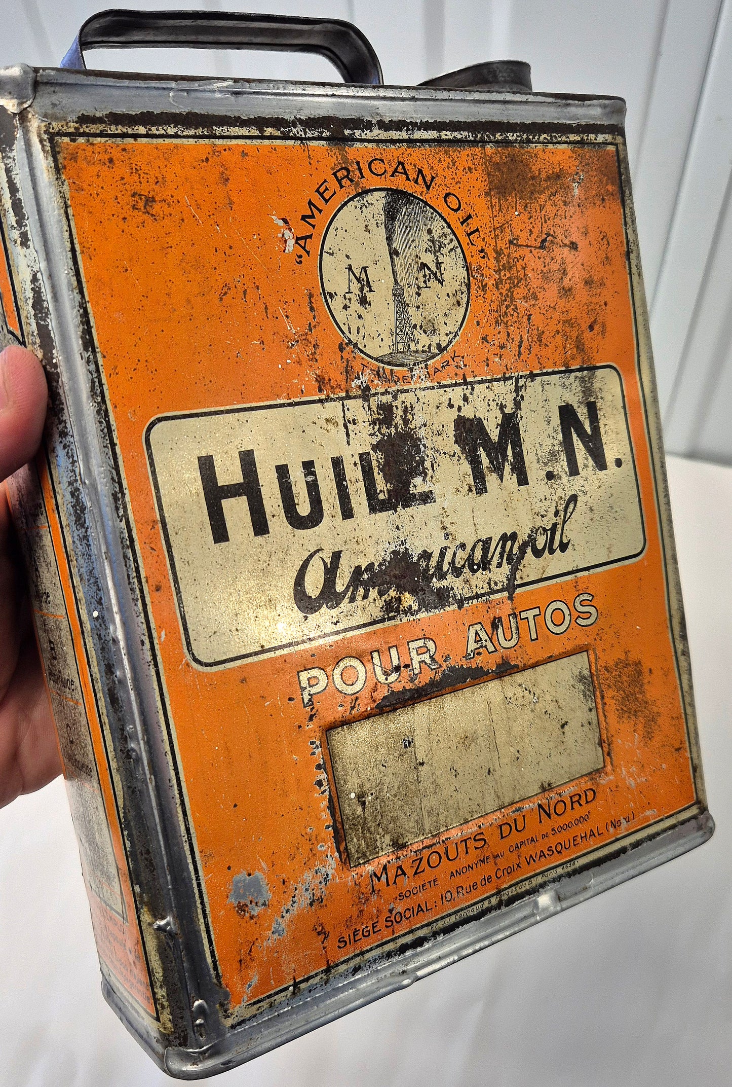 Bidon d'huile M.N.