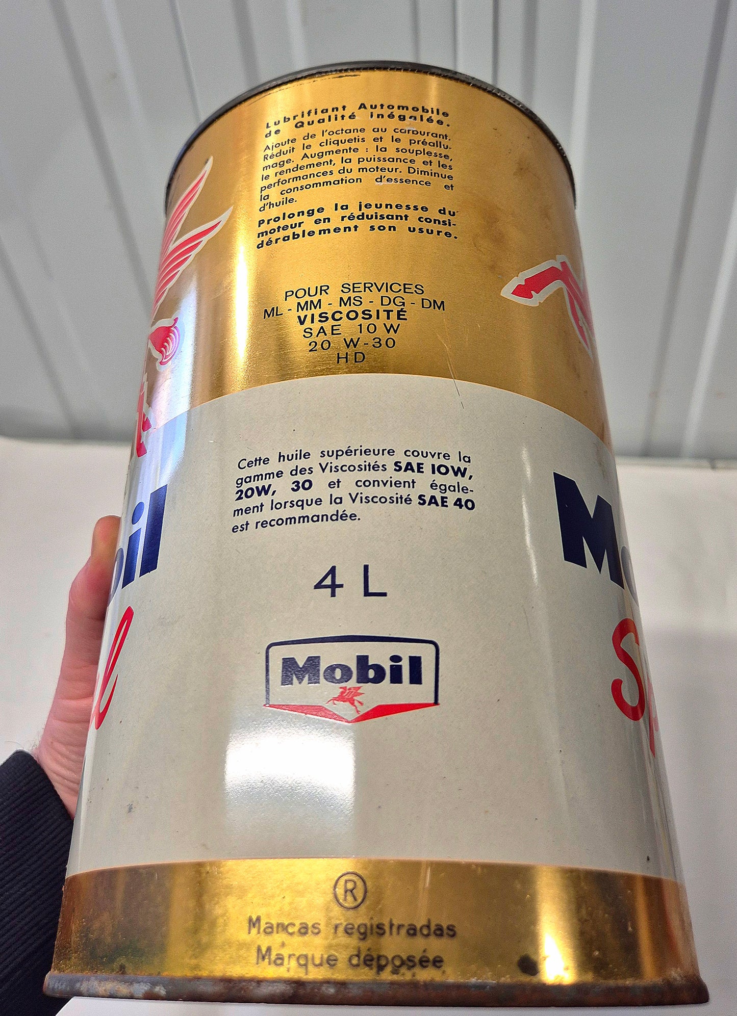 Bidon d'huile MOBILOIL