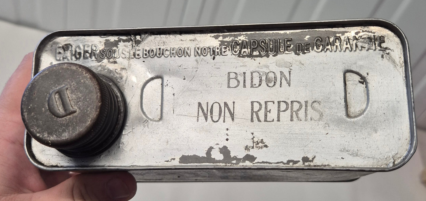 Bidon d'huile MOBILOIL D