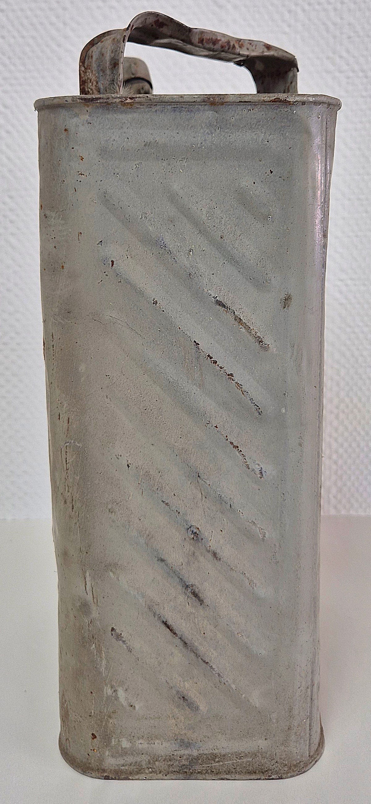 Bidon d'essence BP Étendard
