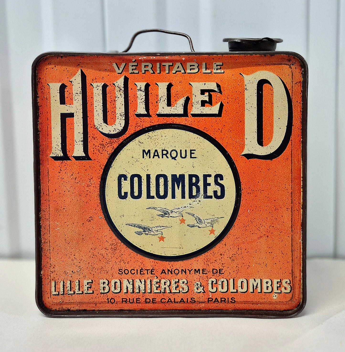 Bidon d'huile D Colombes
