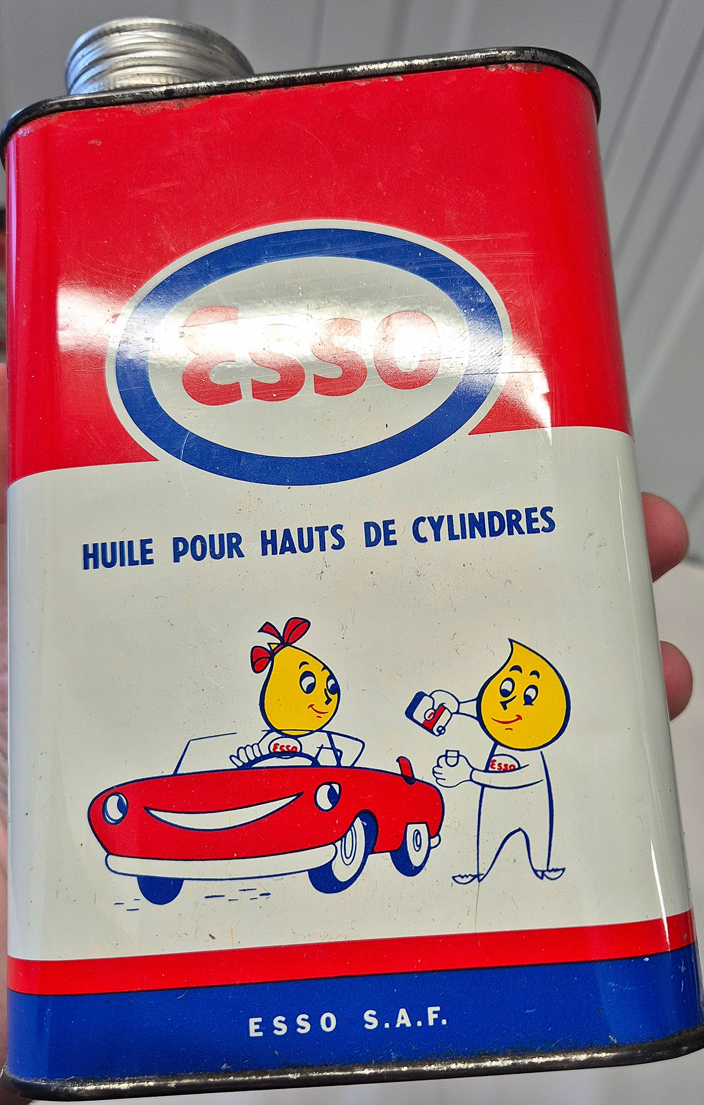 Bidon d'huile ESSO