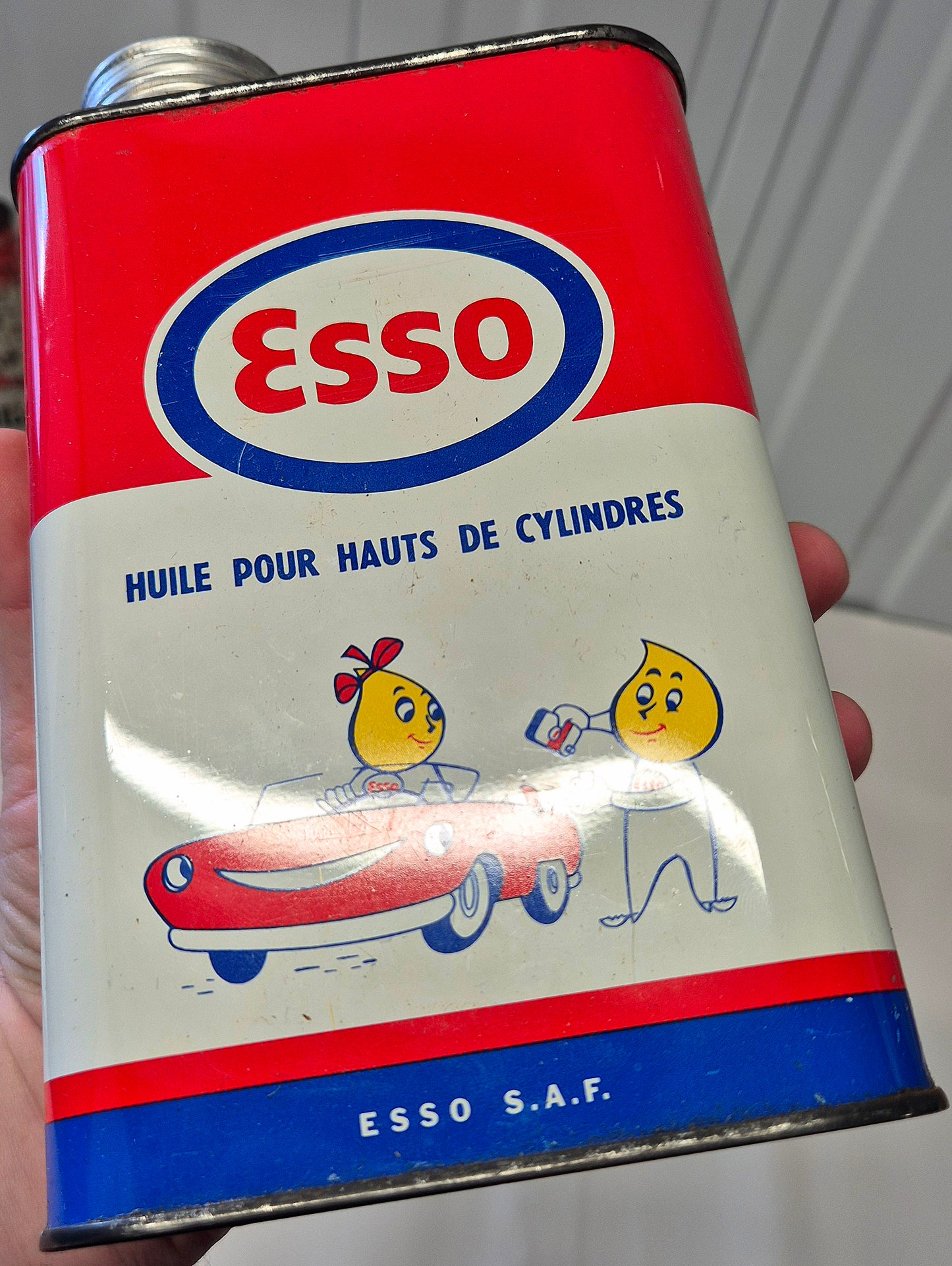 Bidon d'huile ESSO