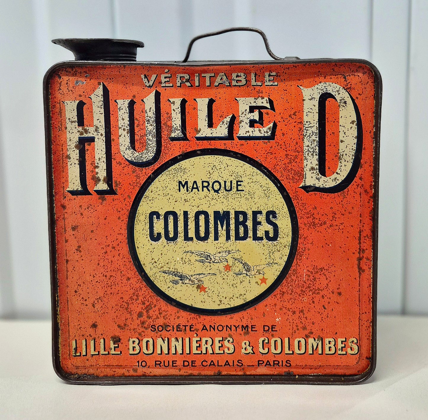 Bidon d'huile D Colombes