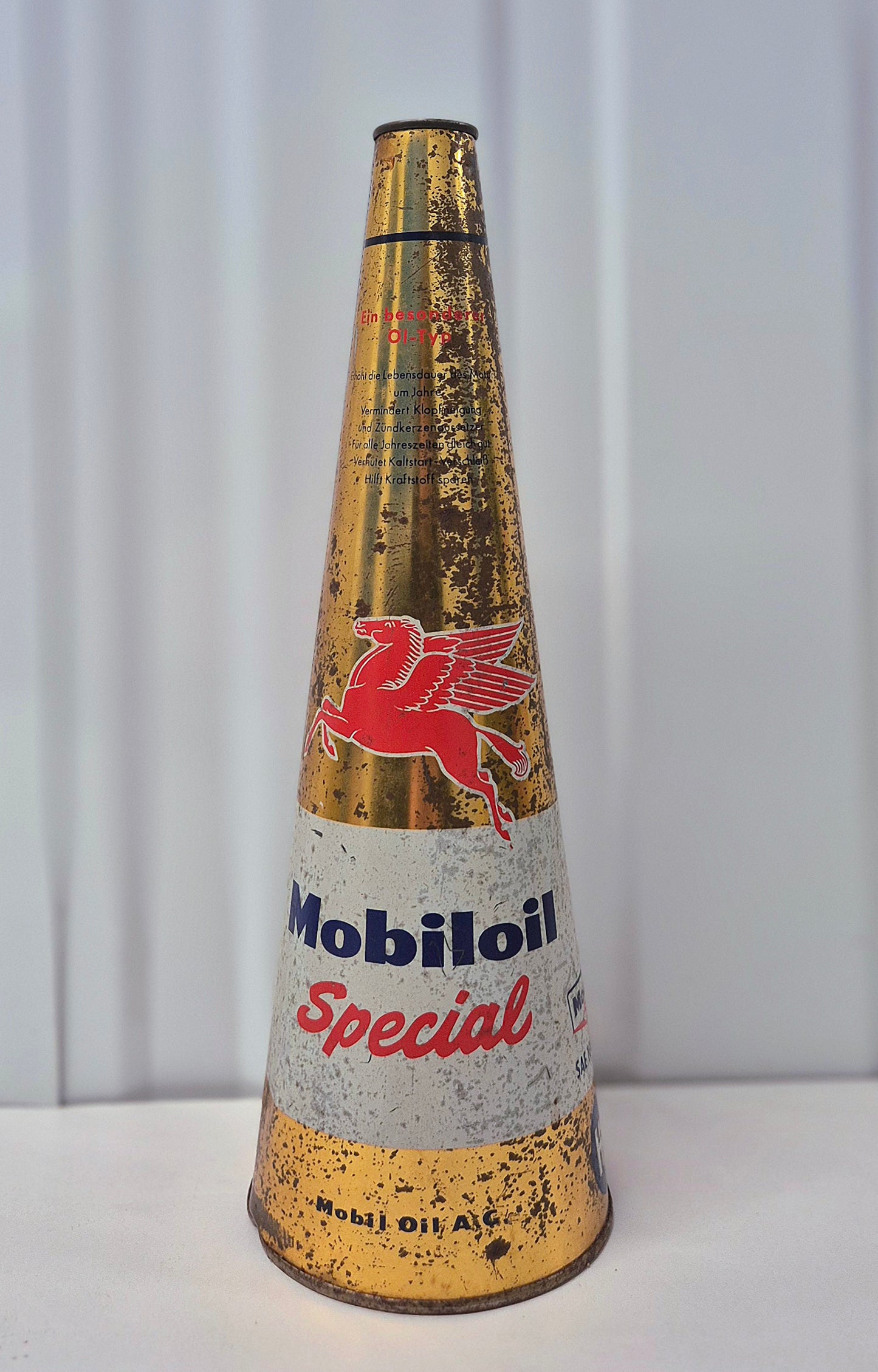 Bidon d'huile conique MOBILOIL