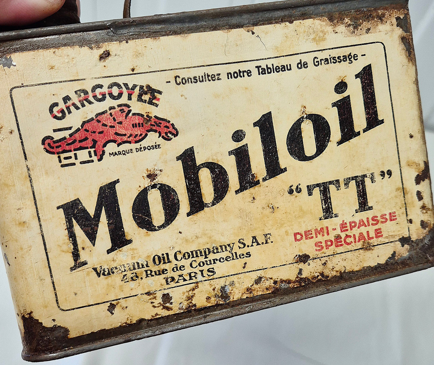 Bidon d'huile MOBILOIL TT