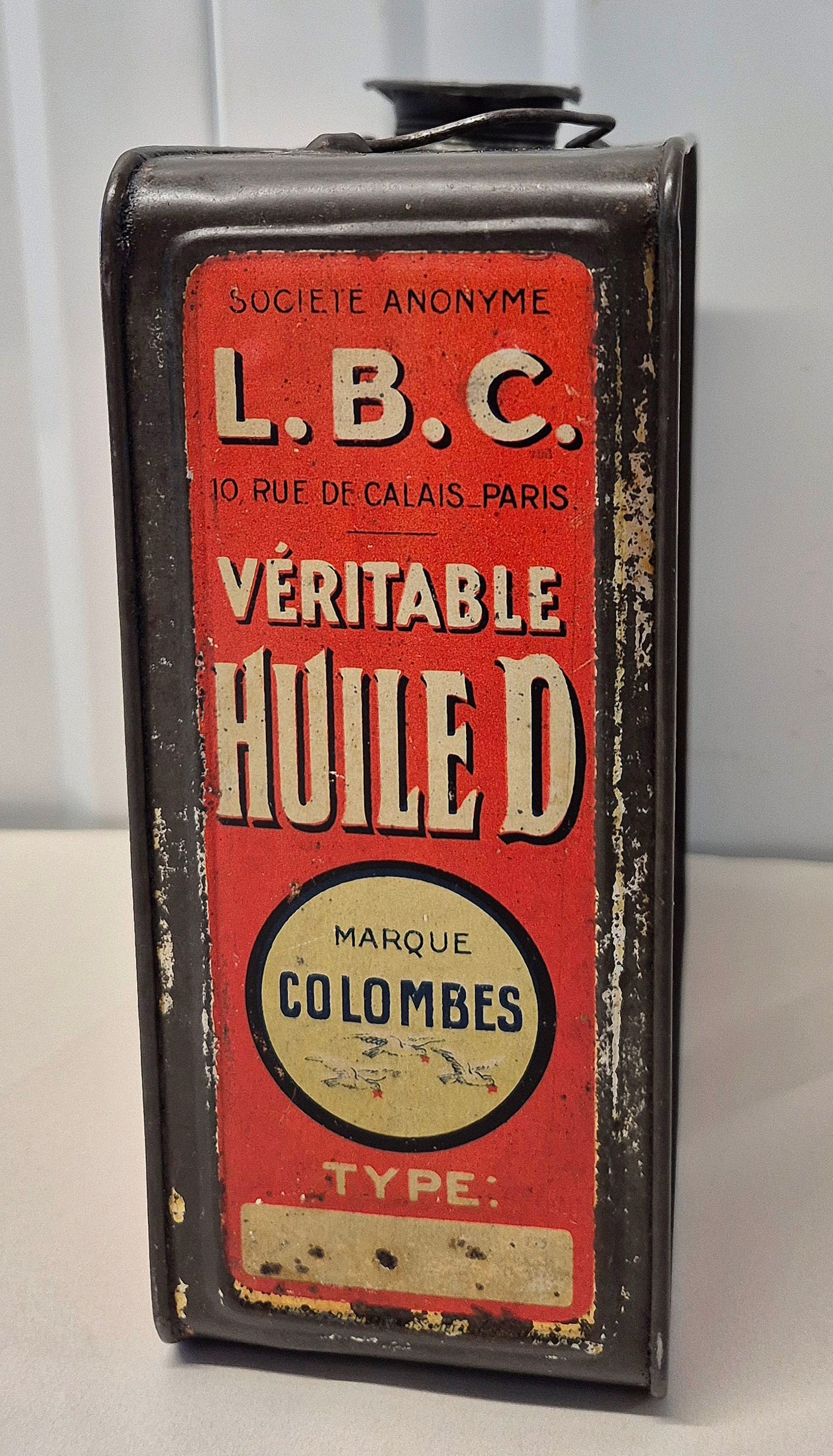 Bidon d'huile D Colombes