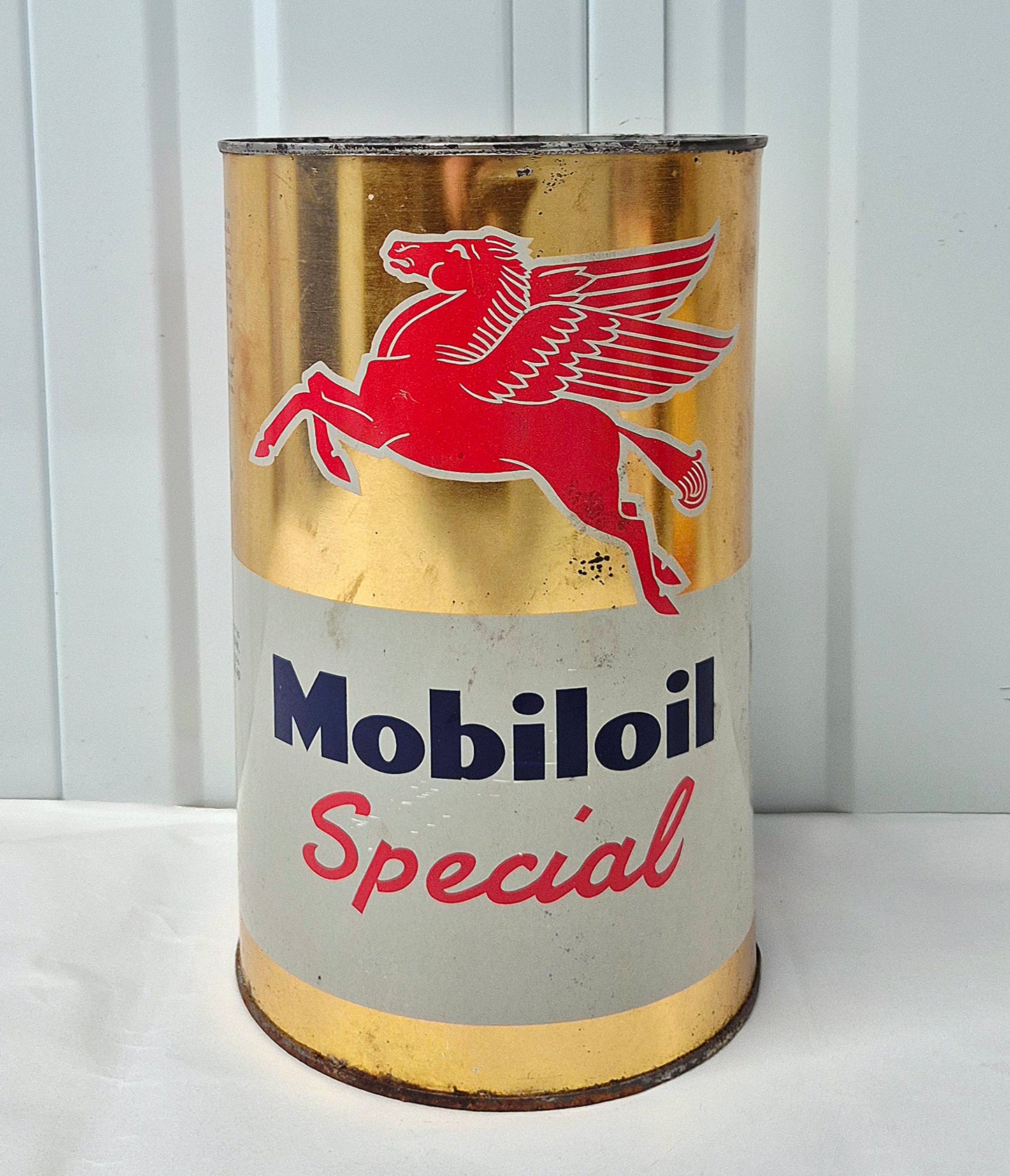 Bidon d'huile MOBILOIL